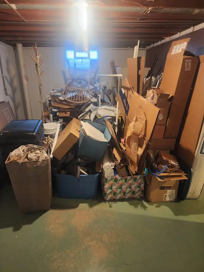 Roll-off dumpster container at job site for Construction Dumpster Rental in Rancho San Diego